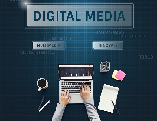 Ilustrasi pers era digital. | freepik/rawpixel